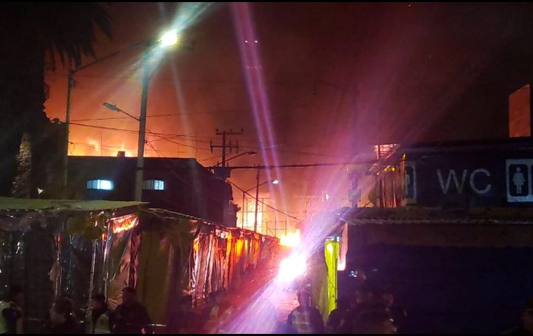 Quinientos metros de la nave central fueron afectados. TWITTER/@ReporteroDaVoS