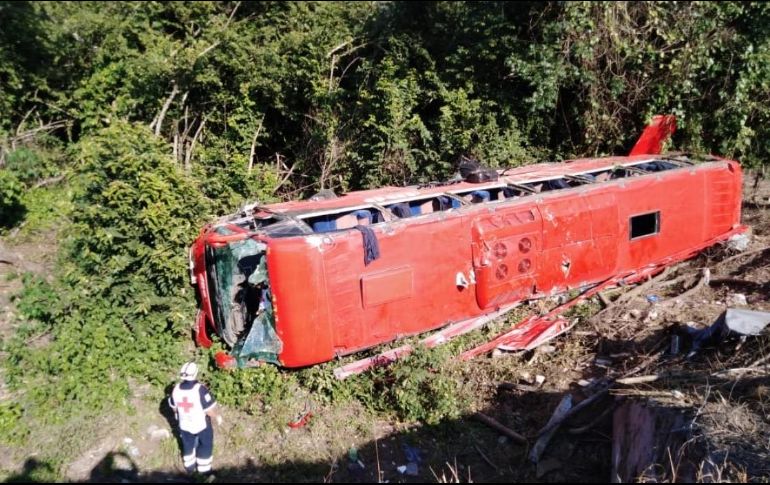 Elementos de diversas corporaciones atendieron el percance. ESPECIAL/Protección Civil Veracruz