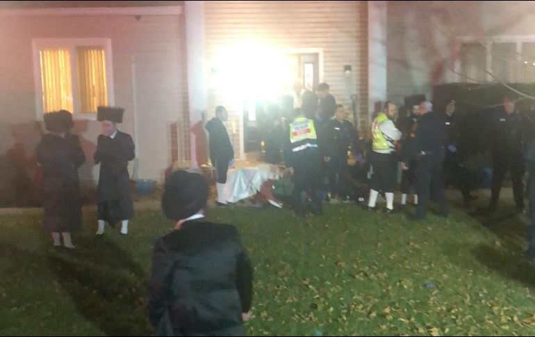 Cinco personas, todas jasídicas, resultaron heridas y fueron llevadas a un hospital, dos de ellas están situación crítica. TWITTER/avitalrachel