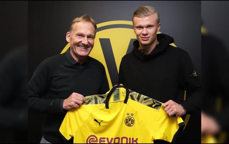 Erling Braut Håland, de Noruega, tiene 19 años y proviene del conjunto austriaco RB Salzburg. TWITTER / @BVB
