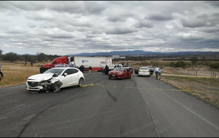 La emergencia provocó el cierre total de la vía durante varias horas. ESPECIAL
