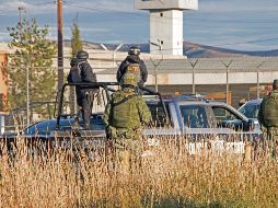 Cabe mencionar que el secretario de Seguridad Pública reconoció que la riña ocurrida el 31 de diciembre que dejó un saldo de 16 muertos y cinco heridos fue protagonizada entre internos del Cartel de Sinaloa y del Golfo. EFE/ A. Cardeña