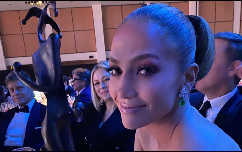 La actriz mandó un mensaje de agradecimiento por el galardón Spotlight a través de sus redes sociales. TWITTER/ @JLo