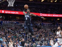 Terrence Ross clava el balón para conseguir dos de sus 25 puntos. AP/P. Ebenhack