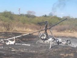 En el ultraligero viajaban dos personas, Félix Alberto y un hombre identificado como Mauricio N, el cual resultó lesionado. ESPECIAL