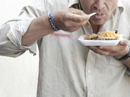 Señalan que los hábitos y costumbres en casa son factores de una alimentación sana. EL INFORMADOR / ARCHIVO