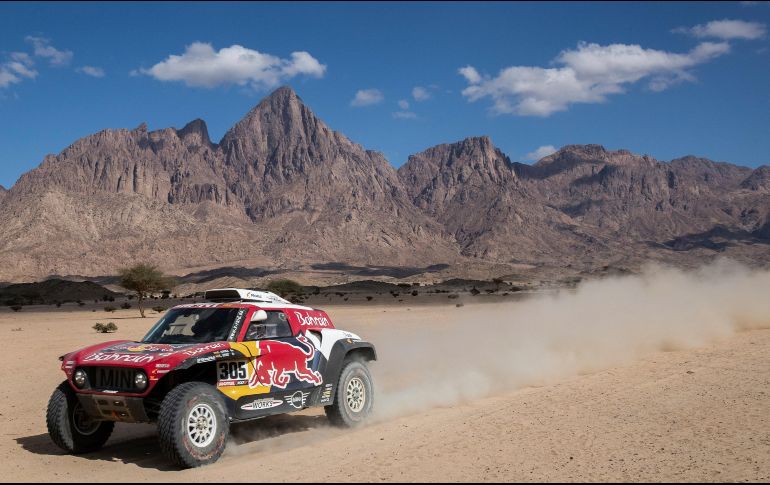 El piloto español, durante una parte del trayecto entre Al Wajh y Neom, Arabia Saludita. AP / B. Armangue