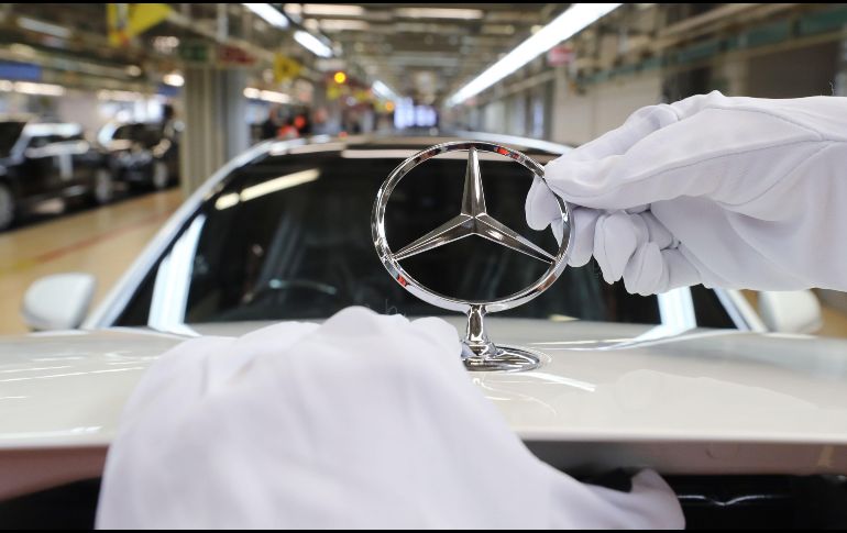 La industria automotriz cayó 4.1% en la fabricación de vehículos ligeros y 3.35% en su venta a otros países. EFE/F. Kraufmann