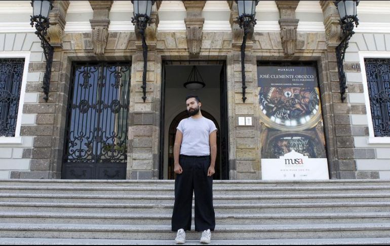 Carlos Jacobo y su firma “Jacobo sin A” será el responsable de la pasarela inaugural con la colección “Sabrosa”. EL INFORMADOR / ARCHIVO