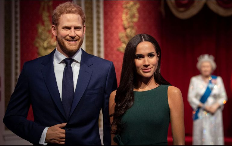 La oficina de la Reina del Palacio de Buckingham dijo en un comunicado que las discusiones con Meghan y Harry están en una etapa temprana. AP / ARCHIVO