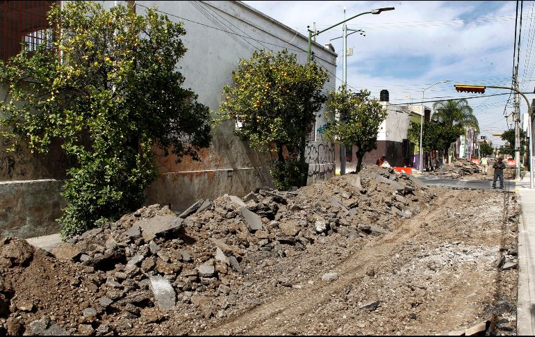 La SIOP lanzó su propia app en 2014 como una novedad con la que cualquier persona podría consultar desde su teléfono los cierres de vialidades. EL INFORMADOR / ARCHIVO