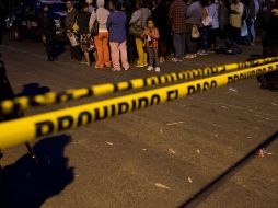 En el mismo lugar de los hechos había un adolescente con vida de 15 años con heridas en el abdomen. AP / ARCHIVO