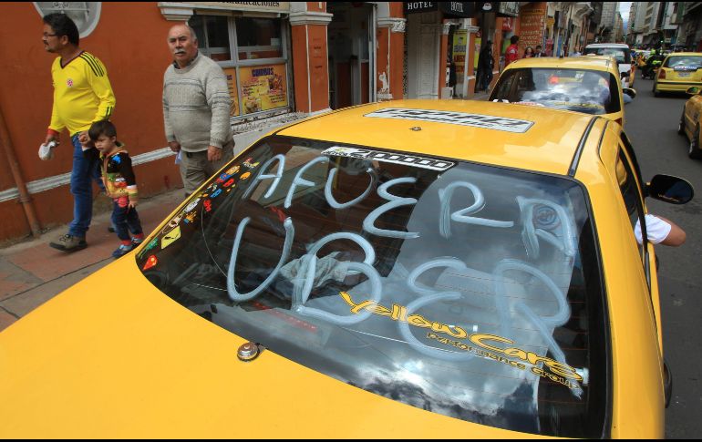 En diciembre pasado, la Superintendencia de Industria y Comercio concluyó que la empresa de transporte incurre en competencia desleal. EFE/Archivo