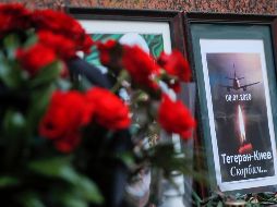 El avión, un Boeing 737 operado por Ukrainian International Airlines, cayó en las afueras de Teherán pocas horas después de que Irán lanzara varios misiles. EFE/S. Dolzhenko