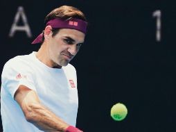 Listo. Federer se prepara de cara al inicio del Abierto de Australia. EFE / M. Dodge