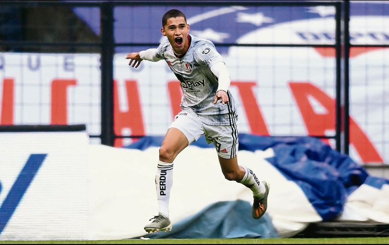 Ángel Márquez Castañeda. Equipo: Atlas  (77 minutos jugados) Posición: volante Edad: 19 años Estatura: 1.77 metros Peso: 68 kg Lugar de nacimiento: Guadalajara, Jalisco