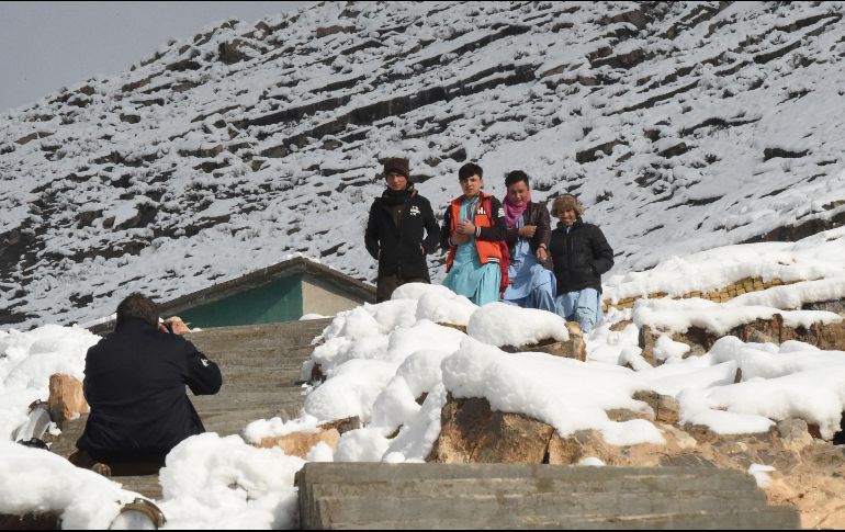 Los duros inviernos suelen causar víctimas en Afganistán y Pakistán, sobre todo en sus inhóspitas zonas montañosas. AFP/B. Khan