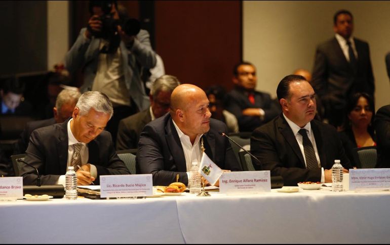 El gobernador aprovechó para manifestar al Secretario de Seguridad, Alfonso Durazo, su inconformidad por el uso político que se le dio al informe de personas desaparecidas. ESPECIAL