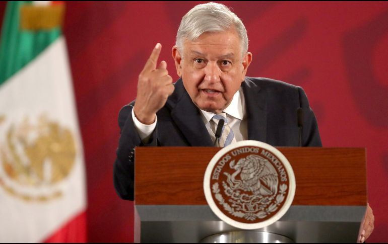 Este martes, el Presidente sostuvo una reunión con integrantes de la CNTE, quienes le externaron varias peticiones. EFE/M. Guzmán