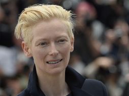 Tilda Swinton inició su carrera con el cineasta británico Derek Jarman, quien le dio su primer papel en el cine en 1986 en la cinta “Caravaggio”. AFP / ARCHIVO