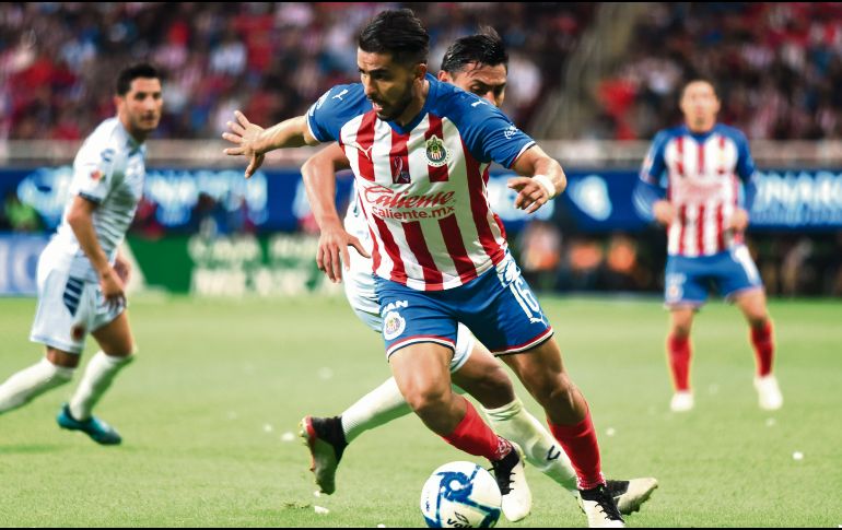 Miguel Ponce. Partidos de Liga MX con Chivas, 155. Debut, Jornada 17 Bicentenario 2010 (Cruz Azul 1-1 Chivas).