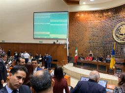 El dictamen avanzó con el voto de los 33 diputados presentes en la sesión de pleno, incluidos los de Movimiento Ciudadano. TWITTER / @LegislativoJal