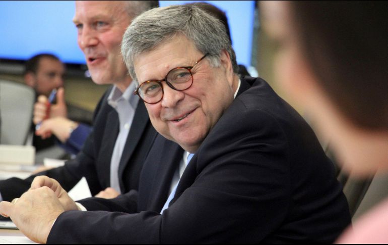 William Barr llegó después de las 11:00 horas a la sede de la Fiscalía General de la República; posteriormente, se reunió con miembros del gabinete de López Obrador. AP/ARCHIVO