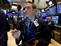 Entre el lunes y el viernes, el Dow ganó 1.3%, el Nasdaq subió 1.7% y el S&P 500 creció 1.5 por ciento. AP/R. Drew