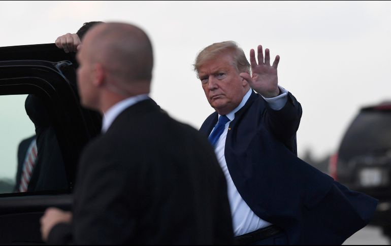 Trump enfrenta dos cargos luego de que la Cámara de Representantes votó a favor de someterlo a un juicio político el mes pasado. AP/S. Walsh