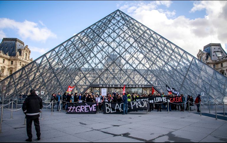 Los franceses buscan derogar un proyecto de pensiones. EFE/C. Petit