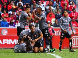 Jugadores del Necaxa celebran su triunfo ante Toluca este domingo. IMAGO7 / A. Suárez