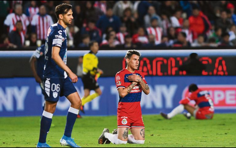 DEBUT ROJIBLANCO. El lateral izquierdo jugó 18 minutos contra Pachuca como volante por esa zona, y generó varias llegadas de gol, pero sin suerte. IMAGO7