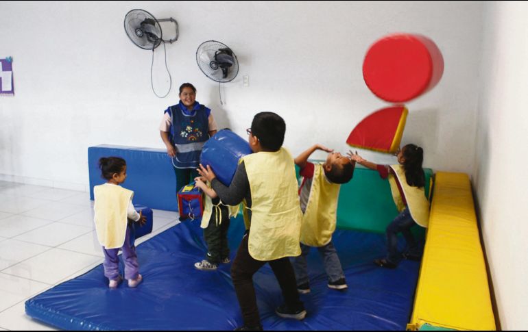 SERVICIOS. Los niños son revisados médicamente y realizan actividades deportivas y didácticas. EL INFORMADOR • A. CAMACHO