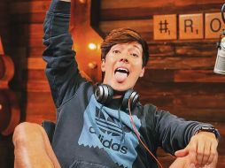 Evolución. Roger González ayuda a los jóvenes a entender el nuevo lenguaje de las plataformas digitales y cómo dirigirse en ellas. ESPECIAL