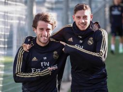 El lateral donostiarra junto a su compañero y sensación del momento en el conjunto merengue, Fede Valverde. TWITTER/@alvaroodriozola