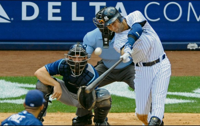 El 9 de julio de 2011, Jeter conectó su imparable número tres mil en su carrera, en el juego que los Yankees disputaron en casa ante los Rays de Tampa Bay. AP