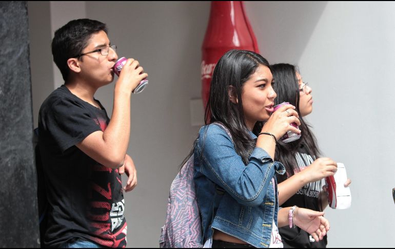 Secretaría de Salud prevé que el consumo de productos calóricos caerá entre 7% y 25%. EFE/Archivo