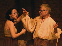 Divino pastor góngora.  El vestuario de esta puesta en escena podría llevarse una estatuilla este sábado. ESPECIAL