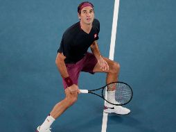 Federer, con un contundente 6-1, 6-4 y 6-1 ante el serbio Filip Krajinovic. AP / L. Jin-man