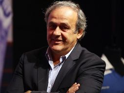 Platini vuelve a trabajar en un tema deportivo después de que el pasado mes de octubre acabara la suspensión de cuatro años de toda actividad ligada con el futbol por un caso de corrupción. AFP / ARCHIVO