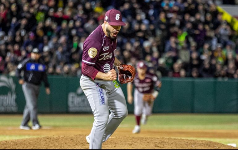 Manny Barreda lanzó cinco entradas y dos tercios para anotarse la victoria. FACEBOOK/clubtomateros