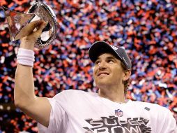 En sus 16 temporadas en la NFL, el mariscal de campo ganó dos anillos de Super Bowl, justamente ante Tom Brady y los Patriots. TWITTER / @Giants