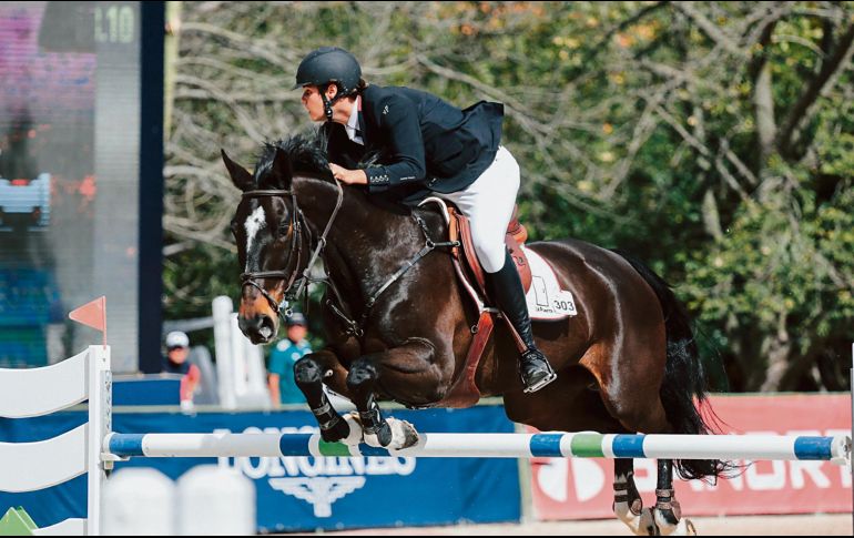 Victoria. Álvarez logró conquistar la prueba estelar del día a lomos de “Puertas Liz”. EL INFORMADOR / G. Gallo