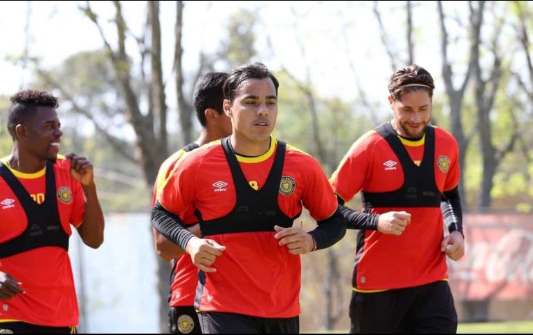 El equipo buscará mantener el buen comienzo que tuvo y dar un paso más el día domingo cuando enfrente a la Jaiba Brava en el Estadio Jalisco en punto de las 12:00 horas. TWITTER / @LeonesNegrosCF