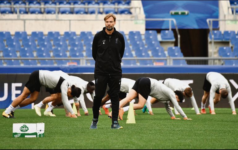 Se queja. El timonel del Liverpool mostró su molestia. AFP