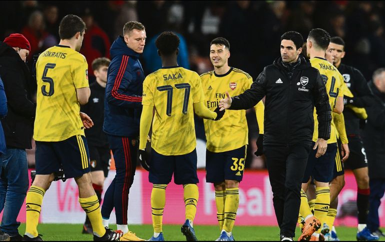 Festejan. El conjunto londinense acumula seis encuentros sin derrota en todas las competencias.  AFP