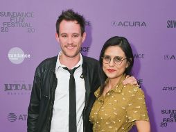 Participación. La ópera prima del cineasta capitalino Rodrigo Patterson compite en la Selección Oficial. En esta imagen es acompañado por Dilcia Barrera, programadora de largometrajes en Sundance. AFP