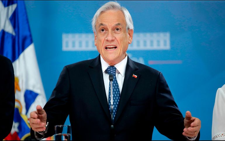 El mandatario se trasladó hasta la región de Atacama y anunció apoyos para los damnificados. AFP/ARCHIVO