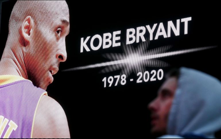 El quíntuple campeón de la NBA con Los Angeles Lakers viajaba en un helicóptero Sikorsky S-76 desde el condado de Orange. AFP /T. Pennington