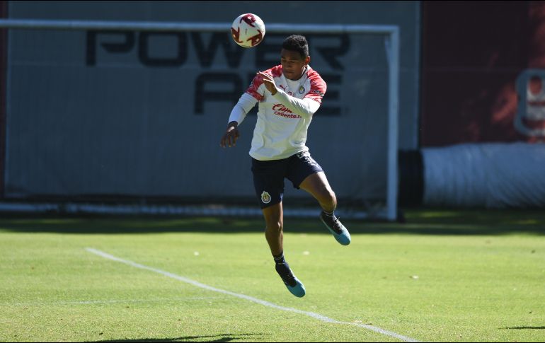 Gilberto Sepúlveda hizo el viaje con Chivas para enfrentar al Atlético San Luis. Imago7